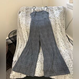 Forever 21 Gray Jumpsuit Chic and Versatile